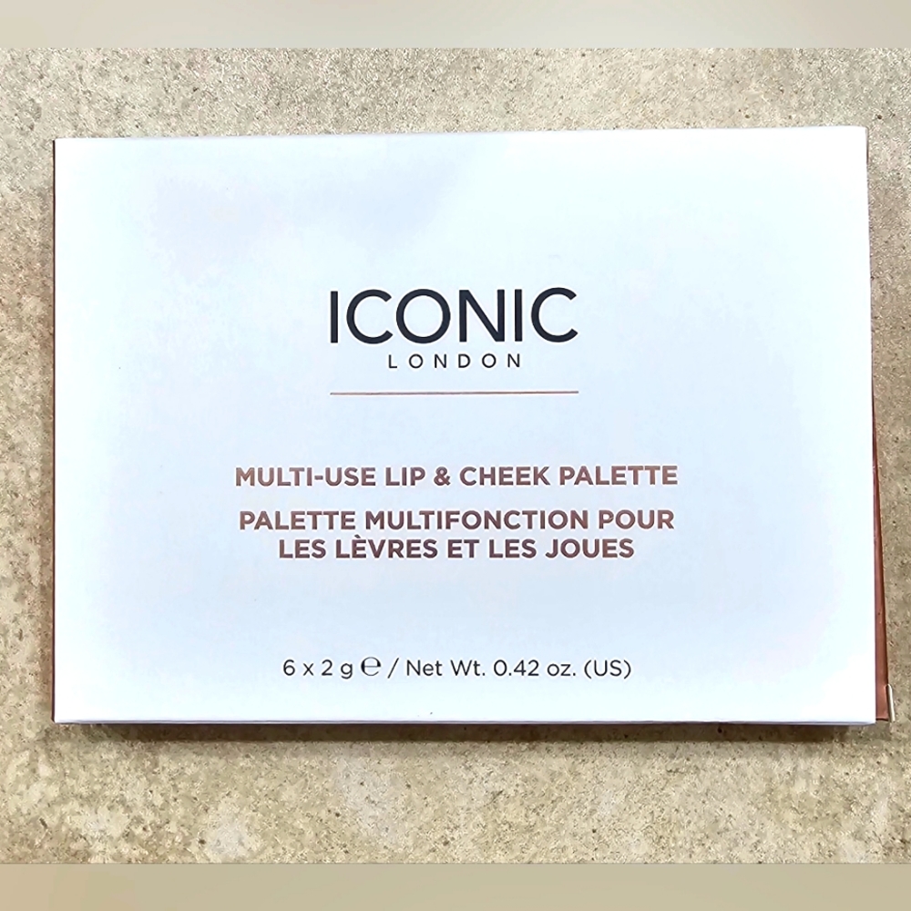 Iconic Multi-Use lip and Cheek Palette